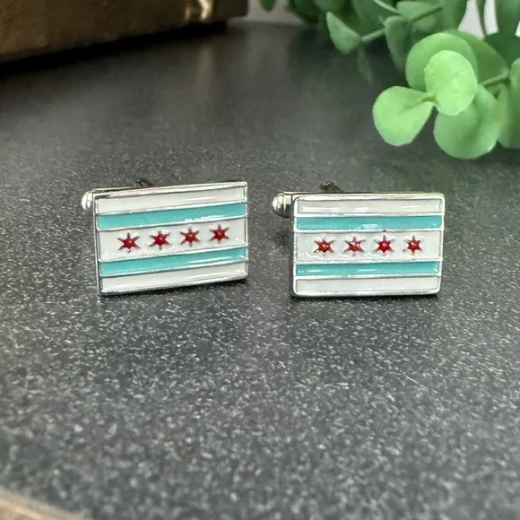 Chicago Flag Cufflinks - Picture 3 of 5